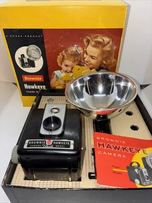 De Colección Kodak Brownie Ojo de Halcón Flash Conjunto Cámara en Caja Original Sin Bombillas Sin Probar Foto 1 de 4