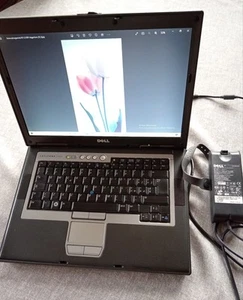 NOTEBOOK DELL LATITUDE D830 INTEL CORE 2 DUO T7250 2GB 3GB RAM 500GB HDD Wifi - Foto 1 di 8
