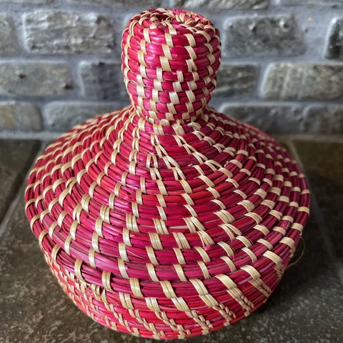 Small Red/Tan Basket With Lid-7540 Cover