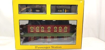 MTH Trains Rail King Dark Red Stone Passenger Station & Dual Platforms 30-90094 - Image 1 of 4