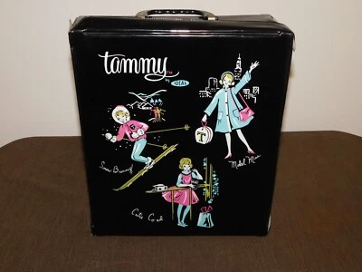 VINTAGE TOY IDEAL TAMMY PLASTIC DOLL CASE - Image 1 of 4
