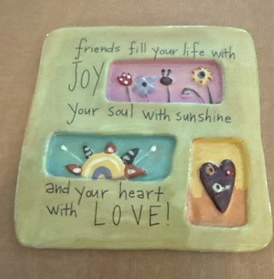 Placa de azulejo de cerámica Natural Life "Amigos llena tu vida con... 4 1/4”x 4 1/4” Foto 1 de 2