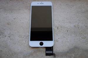 Display 100% originale Apple iPhone 8 bianco non funzionante - Foto 1 di 7