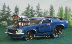 FUNLINE - MUSCLE MACHINES - FORD MUSTANG - 2002 - DIECAST 1:64 🔥 304 - Picture 1 of 6