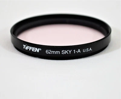TIFFEN 62MM SKYLIGHT (1A) CAMERA FILTER, DIGITAL, FILM, USED EXCELLENT CONDITION - Image 1 of 2