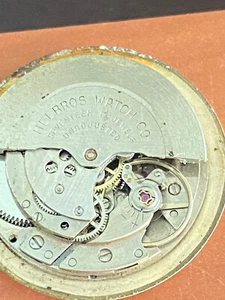 VINTAGE MEN'S HELBROS WRIST WATCH MOVEMENT, CAL. PUW 1361, RUNS AND STOPS - Picture 1 of 3