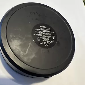 SMASHBOX Halo Hydrating Perfecting Powder MEDIUM/DARK .75 oz broken clasp - Picture 1 of 5