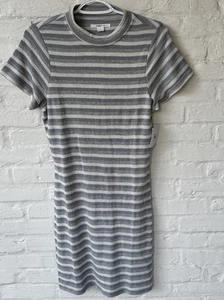 Mini Vestido Para Mujer O’Neill Zachely Tejido Talla L Rayas Y2K Gris Azul - Imagen 1 de 7