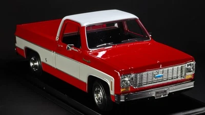Chevrolet C10 Cheyenne Super 1974 1:18 Maisto estilo exclusivo edición especial Foto 1 de 4