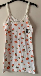 Abercrombie & Fitch Rose Print Vest Top - size Medium - BNWT - Picture 1 of 5