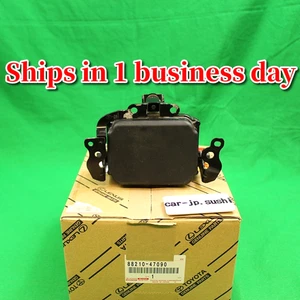 Toyota Genuine Prius 50 ZVW5# Cruise Control Radar Millimeter Sensor 88210-47090 - Picture 1 of 14