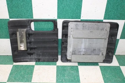 96-24 Express Van Black Rear Pair LH RH Cargo Door Trim Panels 2 Piece Shields Foto 1 de 4