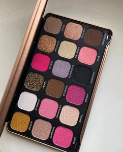 PALETA / PALETTE FOREVER FLAWLESS BARE PINK DE MAKEUP REVOLUTION - Imagen 1 de 3