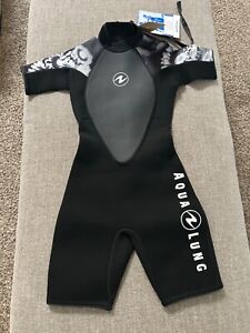 New ListingAqualung 3mm Hydroflex Women's Shorty Wetsuit X-Small Black/White