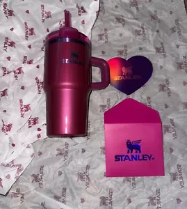 Stanley - Berry Truffle Valentines Day Flowstate Quencher 20oz - In Hand - Picture 1 of 4