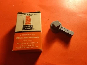 NOS NEW FACTORY OEM TECUMSEH STARTER DOG 31419 - Picture 1 of 1