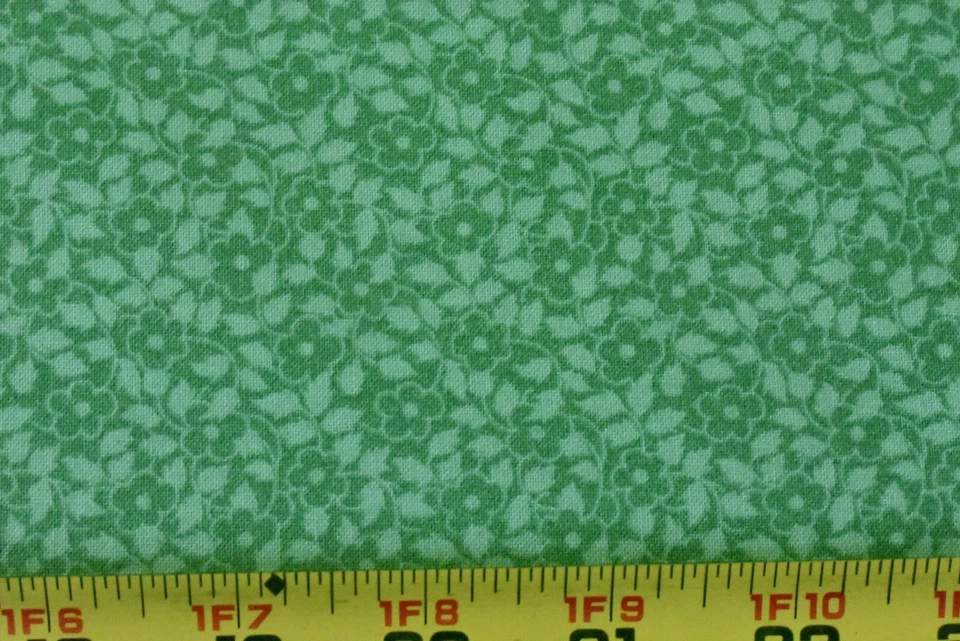 29" Long, Green Floral on Green, Maywood/Willowberry/Cottage Romance, P4953 - Image 1 of 4