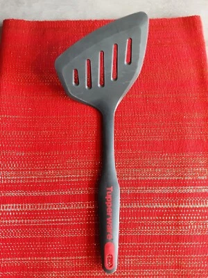 Grande Et Large Spatule Tupperware - Image 1 of 4