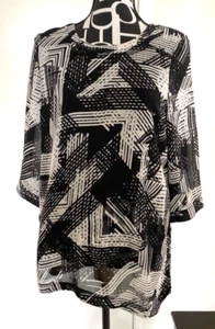 Ladies MAGGIE T Black & White Print Top Size 8 Lined - Picture 1 of 3