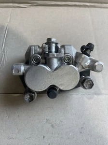 Suzuki Burgman AN400 Brake Caliper Front R/ H 2007-2012 Oem 59100-05H00-999 - Picture 1 of 9