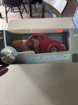1940 Ford Deluxe Hot Rod Coupe Flathead V-8 Tri-Power Eagle's Race 1/18 scale - Image 1 of 4