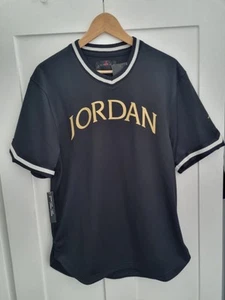 Camiseta Nike Air Jordan Remasterizada Negra Talla Mediana, Nueva Con Etiquetas - Imagen 1 de 9