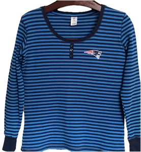 Patriots Women’s Shirt Thermal Henley Large Blue NFL Football Pats Game Day - Picture 1 of 5