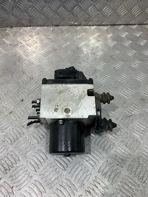 Volkswagen Passat 1.9 TDI MK5 2009 ABS MÓDULO DE CONTROL DE BOMBA 3C0614109P #2 Foto 1 de 4