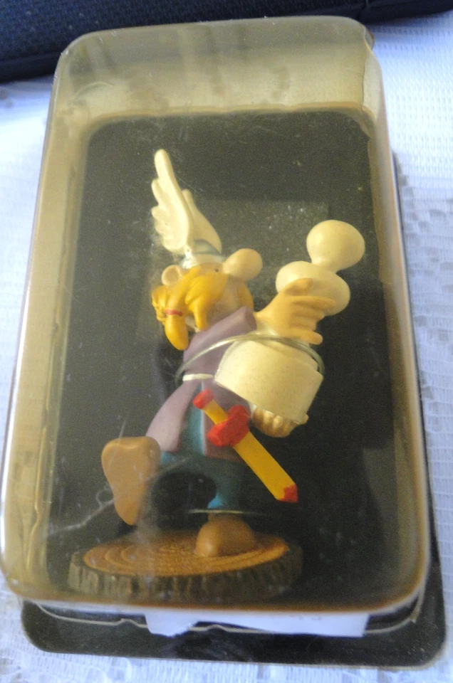 ASTERIX  Collection Pièce de jeu d'échecs Petit Télégraphix - Photo 1/1