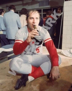 JOHNNY BENCH Cincinnati Reds 8 x 10 Photo Poster Baseball - Picture 1 of 1