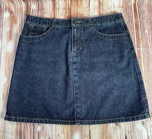 American Eagle Womens Size 4 Blue Jean Denim Mini Skirt Pockets 29X15.5 - Picture 1 of 8