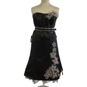 Debut Strapless Black Flower Applique Dress with Belt Size 14 Formal Wear - Picture 1 of 8
