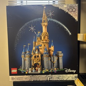 LEGO Disney Castle (43222) BRAND NEW RETIRED 🏰 👑 🎁 👸 WALT DISNEY WORLD