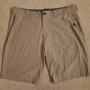 Rip Curl Boardwalk Shorts Men's 38 Heather Beige The Surfer's Walk Hybrid Chino - Picture 1 of 12