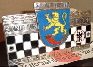 PLAKETTE ADAC Rallye Rund um Gifhorn AC 25./ 26.4. 1970 Zielflagge Wappen B11 - Picture 1 of 7