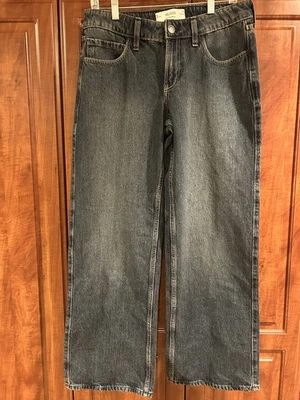 Hollister Jeans Women’s baggy low rise loose thru hips wide leg 6R 28W NWT - Image 1 of 4