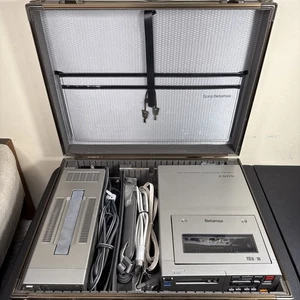 Sony SL-2000 Betamax VCR Set + AC-220 + Estuche, Conmutadores, Auricular PROBADO - Imagen 1 de 24