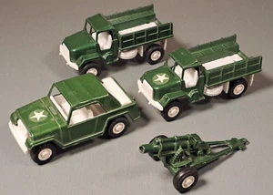 Vintage 1970s Tootsietoy Military Lot: 2 Deuce & 1/2 Trucks, Jeepster, Howitzer - Picture 1 of 24