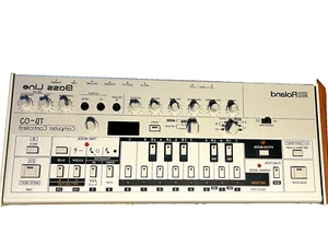 Roland TB-03 Boutique Bass Line Battery Powered Bass Line Synth - Picture 1 of 3
