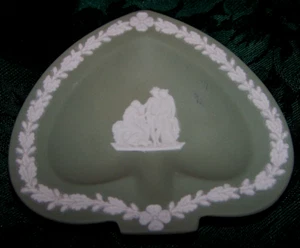 Nice Marked Wedgwood Jasperware Sage Colored Ashtray - Picture 1 of 2