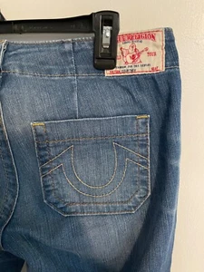Women's TRUE RELIGION Jeans Size 28 Blue Courtney Crop Straight Leg - Picture 1 of 7