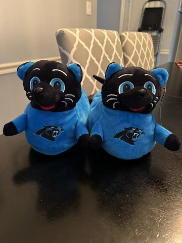 Forever Collectibles Carolina Panthers Youth Slippers Cover