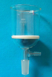 250ml 24/29 Glass Buchner Funnel Suction 3# Filtration 10mm Vacuum Connection - Picture 1 of 4