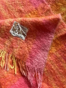 VINTAGE ST. ALBANS MOHAIR BARBIE PINK PLAID MOD FRINGED BLANKET CAR/CABIN 48X62 - Picture 1 of 7