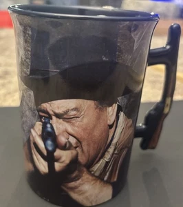 John Wayne Kaffeebecher Gewehrgriff "Waffenkontrolle erfordert Konzentration und ein..." - Bild 1 von 13