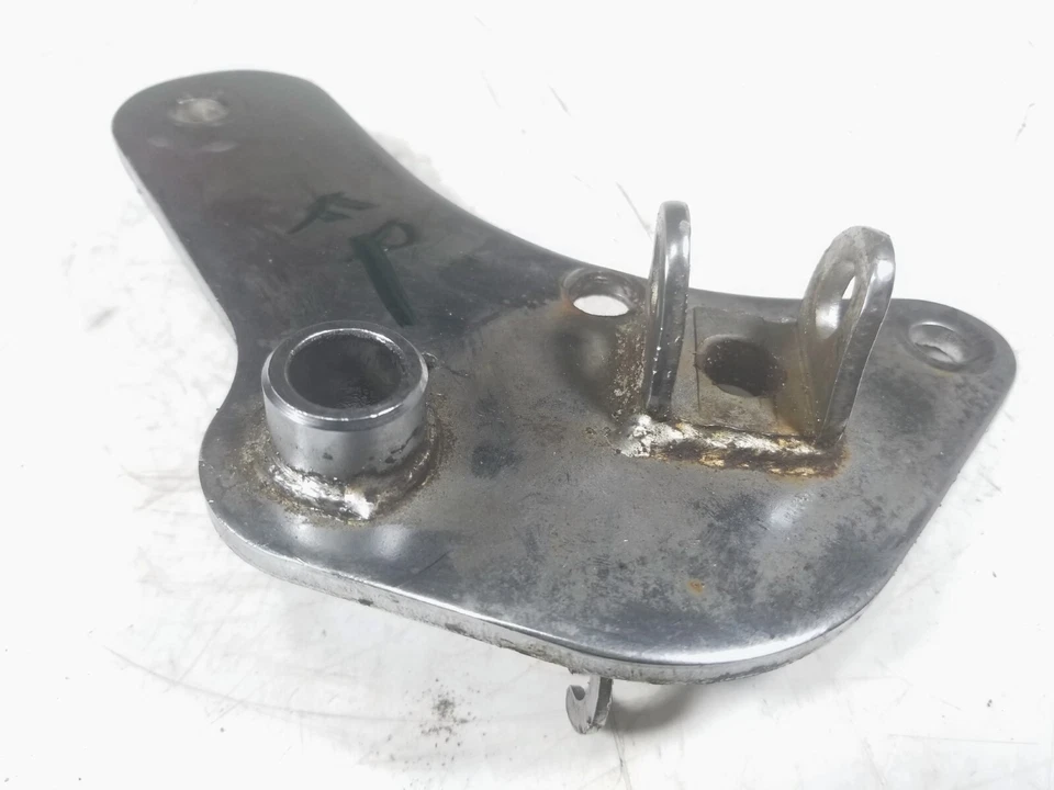 Hyosung GV250 2005 Alpha Aquila soporte de montaje de clavija delantera derecha envío gratuito Foto 1 de 4