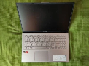ASUS Vivobook 15.6" LCD Full HD, RAM 8 GB + SSD M.2 256 GB, AMD Ryzen 5-3500U - Foto 1 di 5