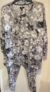 Nuevo con etiquetas Juego de Pijamas Simply Vera Wang Tejido Suave Pantalones para Correr Gris Floral Talla XXL 20W - Imagen 1 de 3