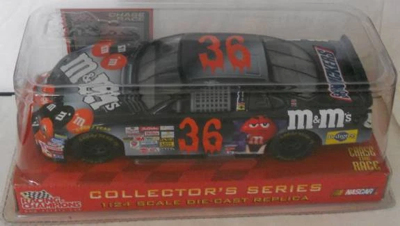2002 KEN SCHRADER #36 HALLOWEEN M&M'S 1:24 - Image 1 of 1