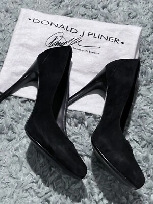 Zapatos de salón DONALD J PLINER EDRICE para damas 10 M negros de gamuza tacón de aguja $220 Foto 1 de 4